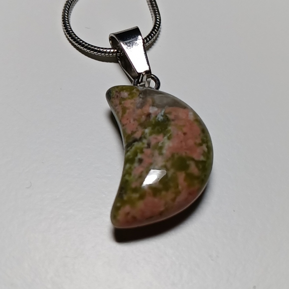 Crescent Unakite Moon Necklace - Picture 1 of 1